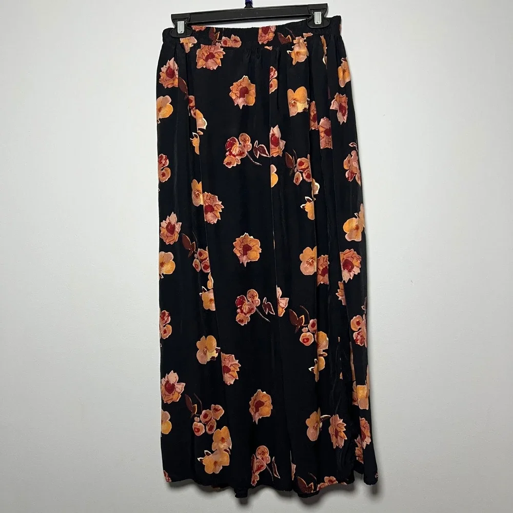 CLIO Dark Floral‎ Print Maxi Skirt Black Size Medium Elastic Waist Vintage USA
